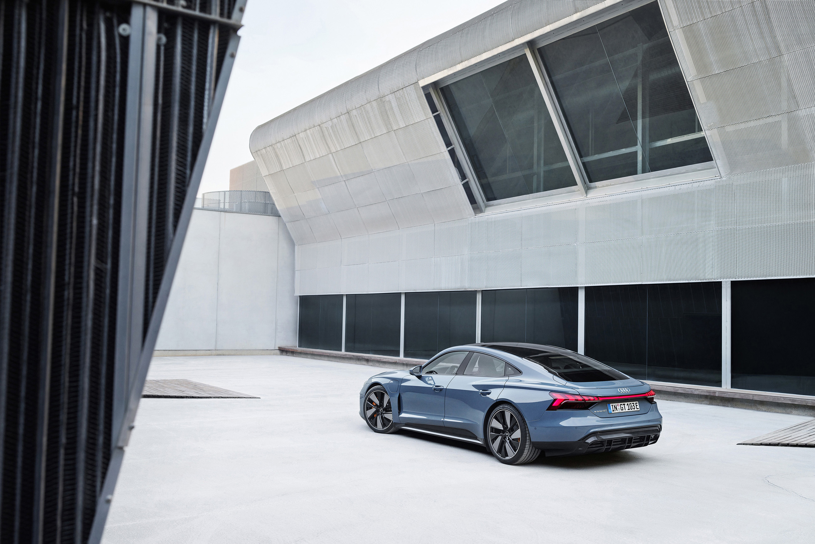 Audi e-tron GT 8