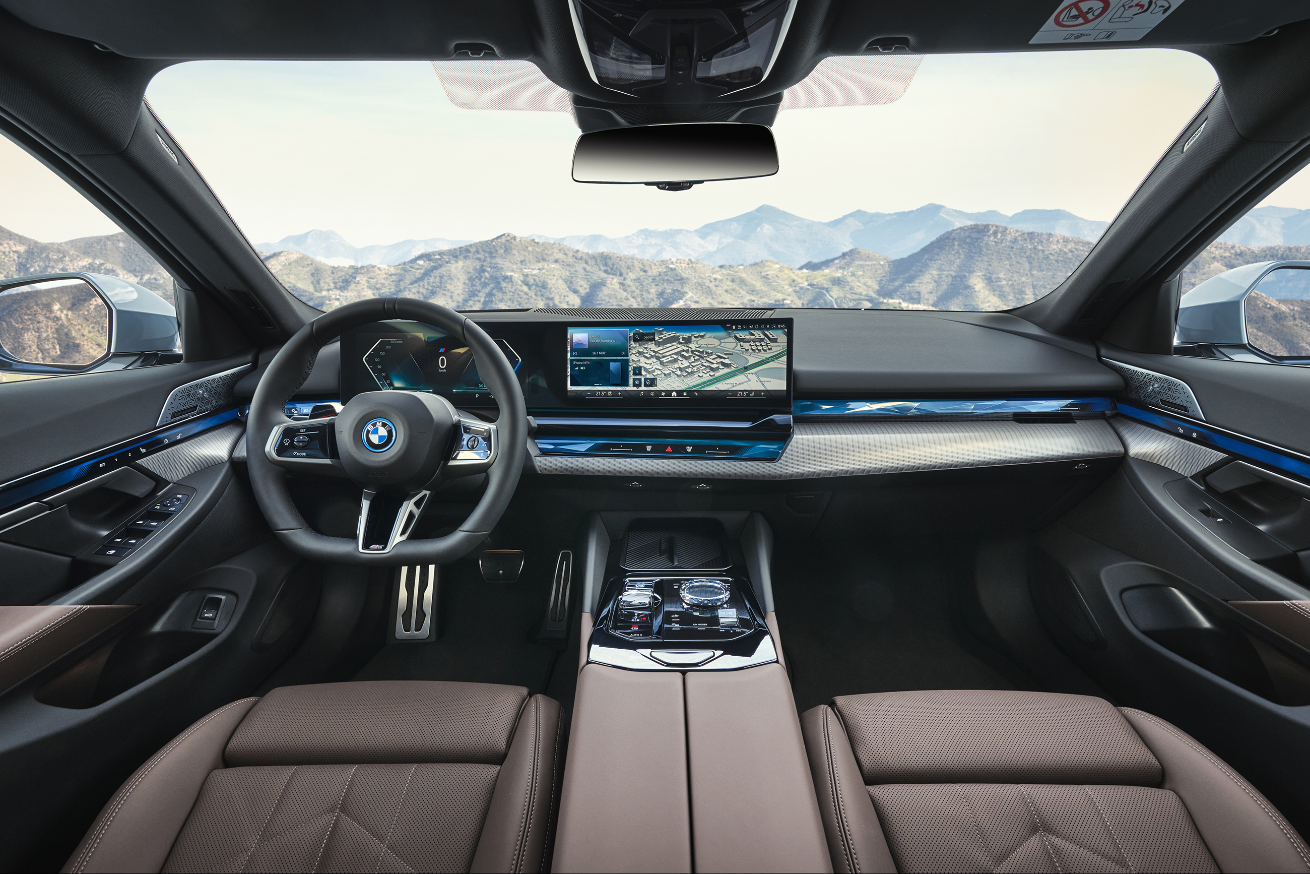 BMW i5 - Exterior