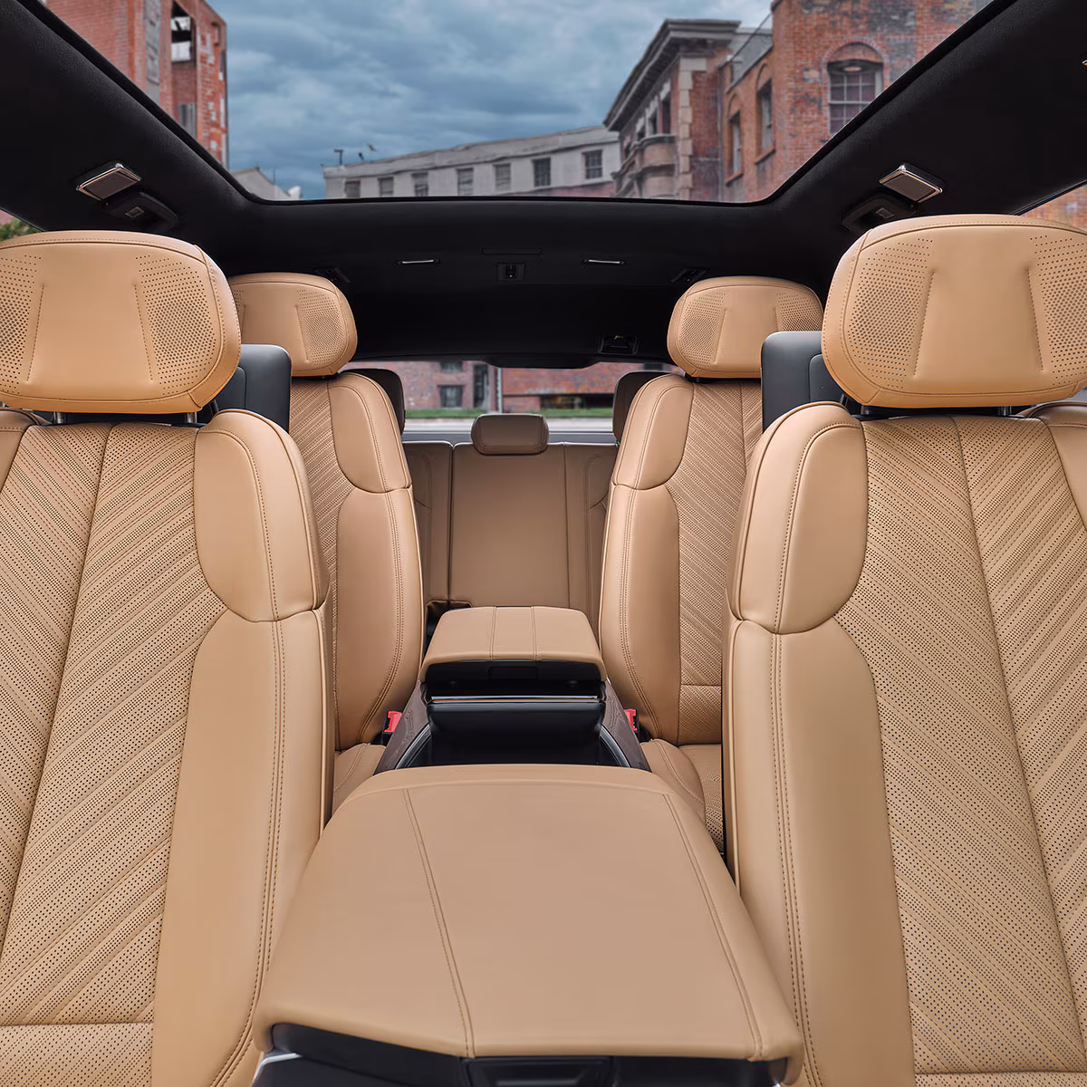 Cadillac Escalade EV - Image 21