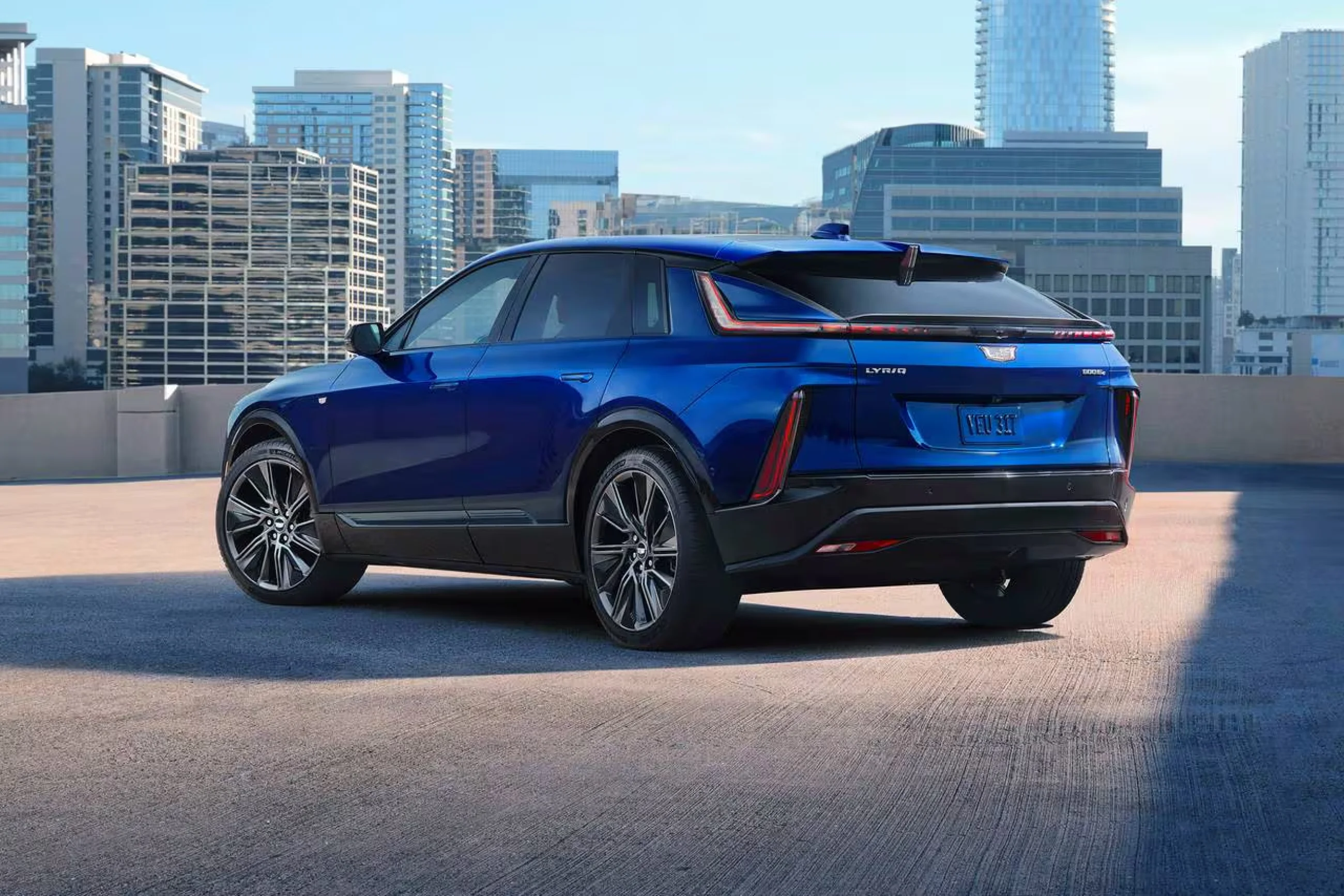 Cadillac Lyriq - Image 16