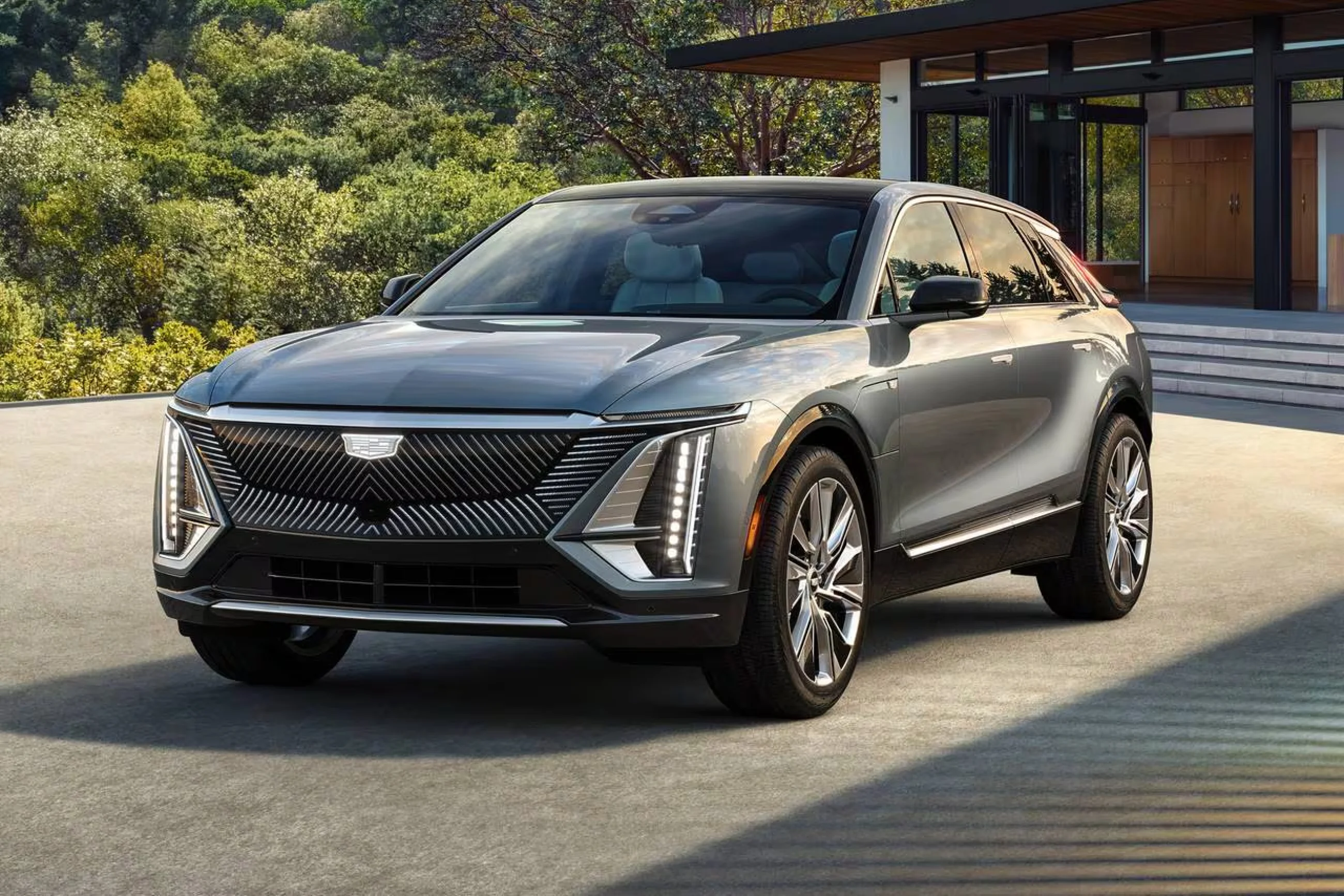 Cadillac Lyriq - Image 21