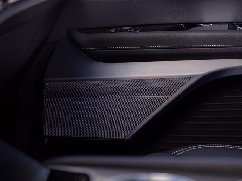 Cadillac Vistiq - Image 3