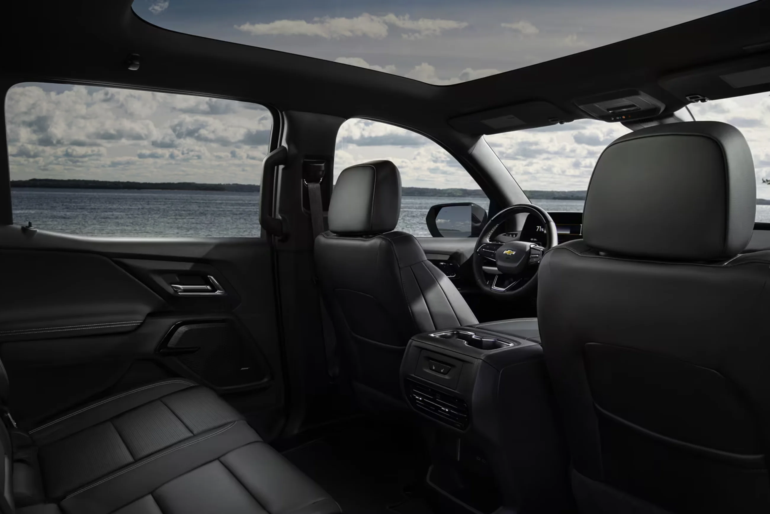 Chevrolet Silverado EV - Image 12