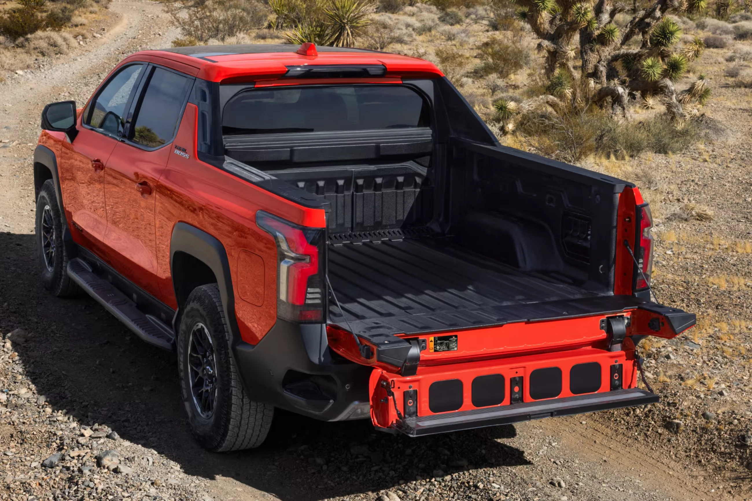 Chevrolet Silverado EV - Image 16