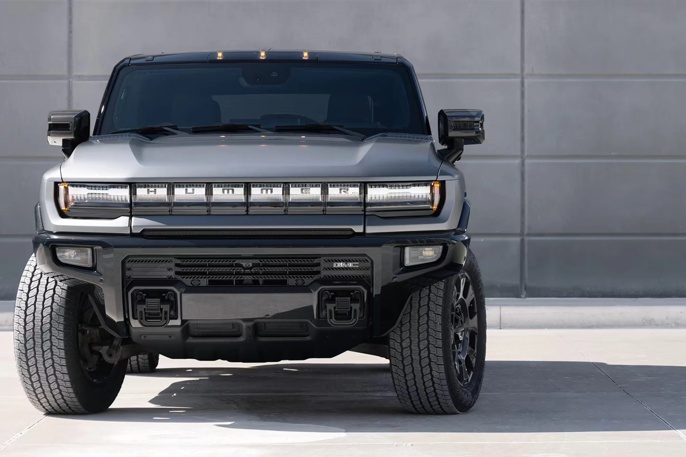 General Motors Hummer EV - Image 0