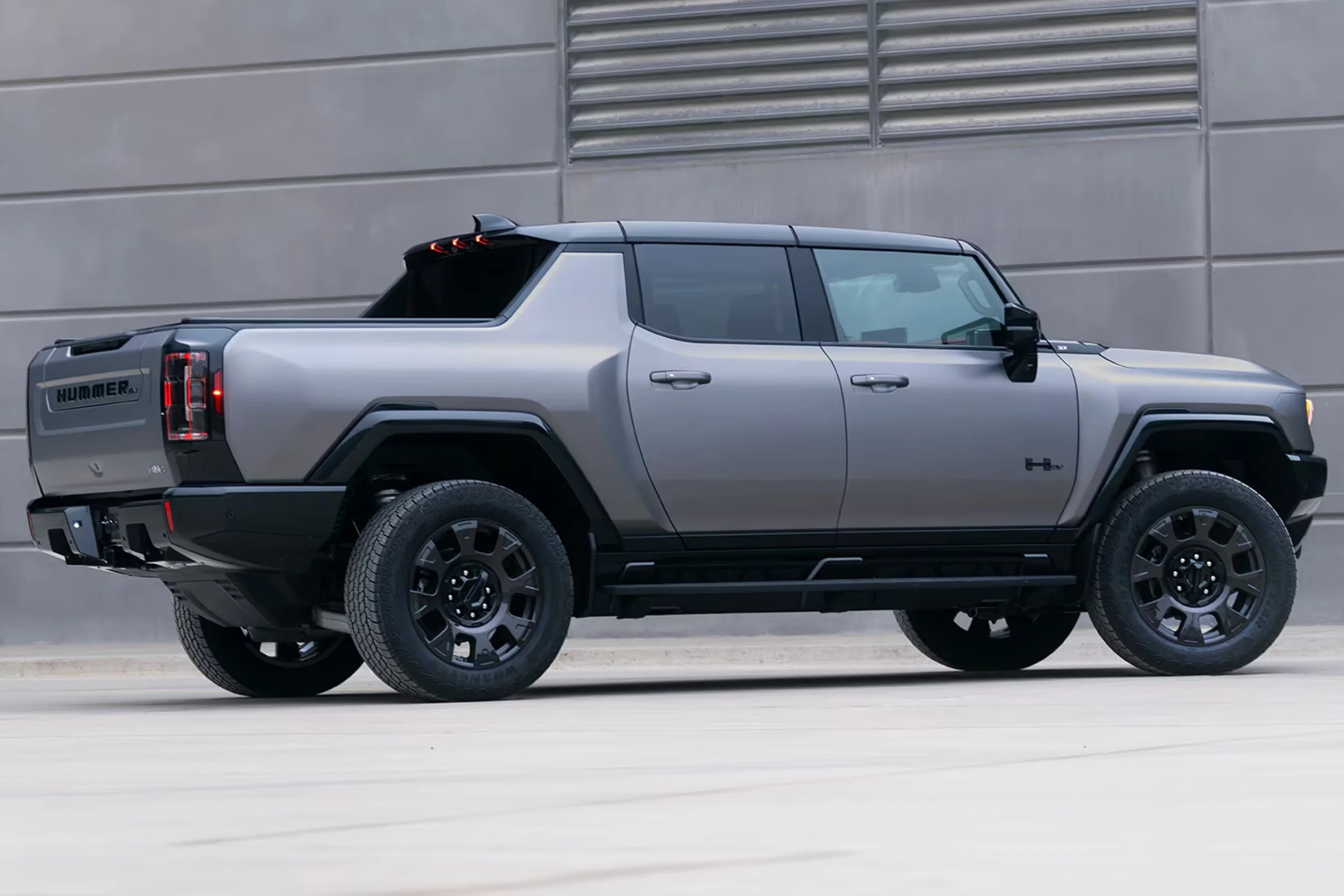 General Motors Hummer EV Pickup - Image 3
