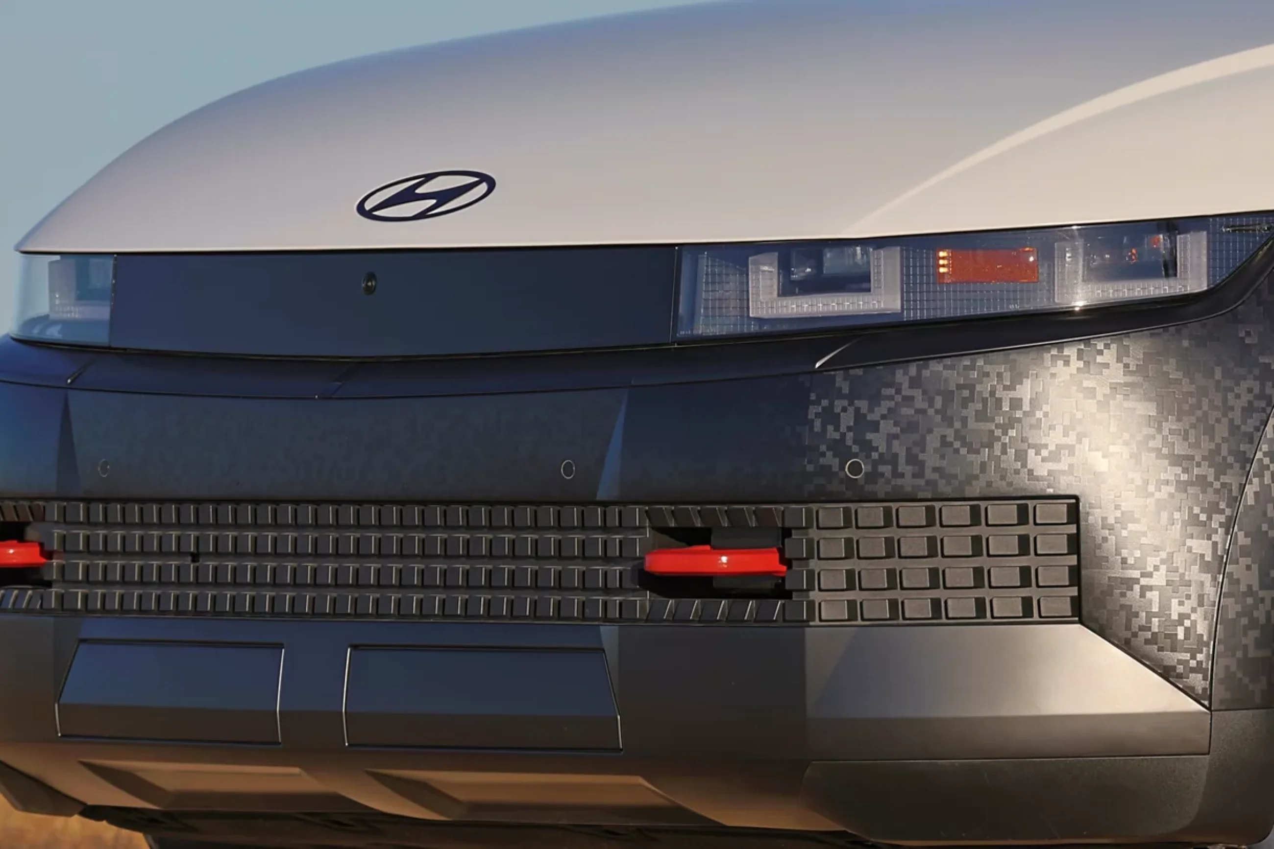 Hyundai Ioniq 5 - Image 2
