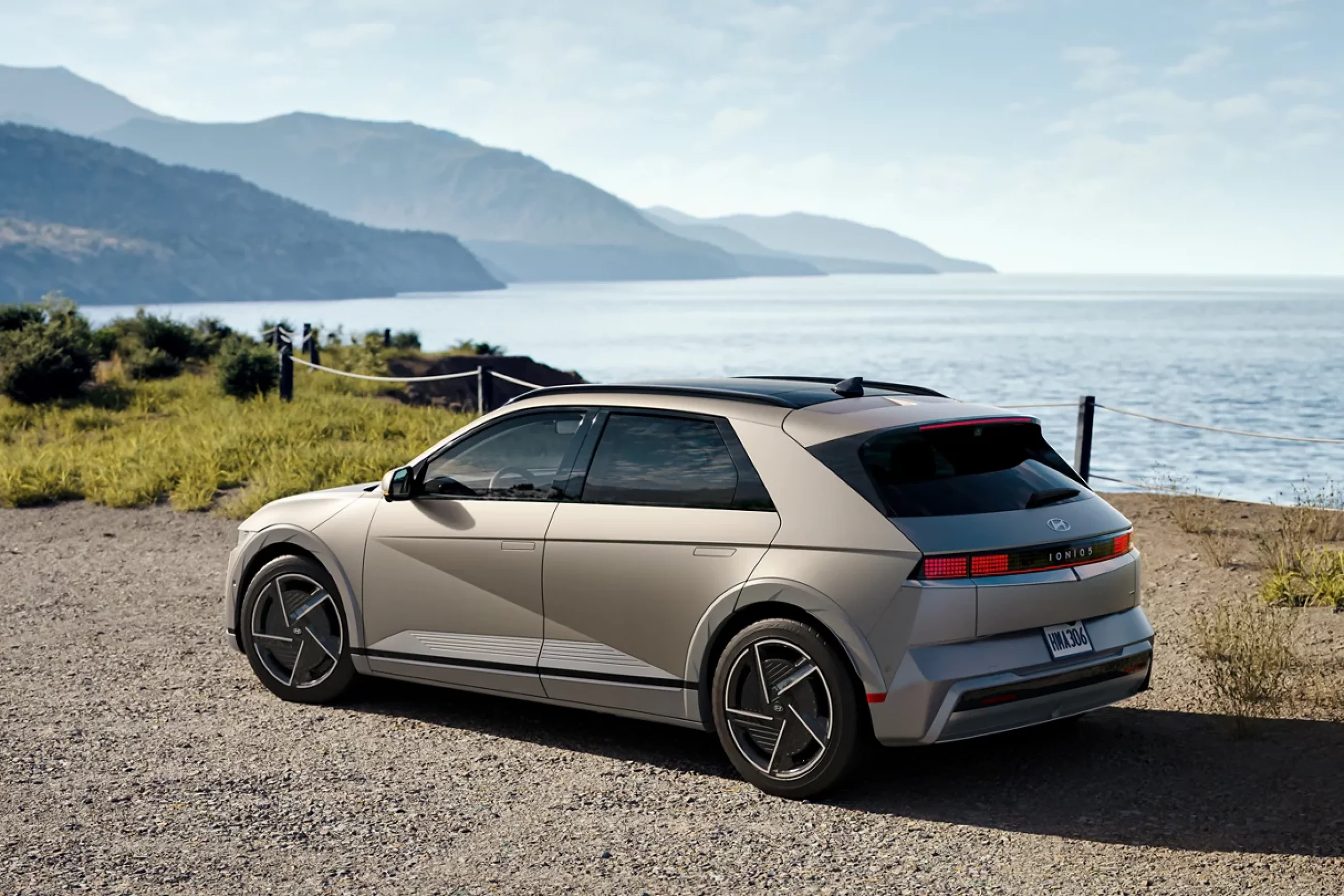 Hyundai Ioniq 5 - Image 5