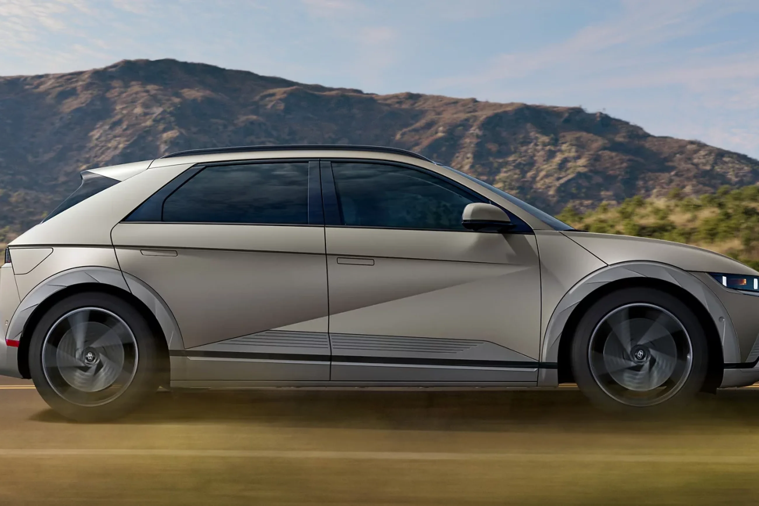Hyundai Ioniq 5 - Image 8
