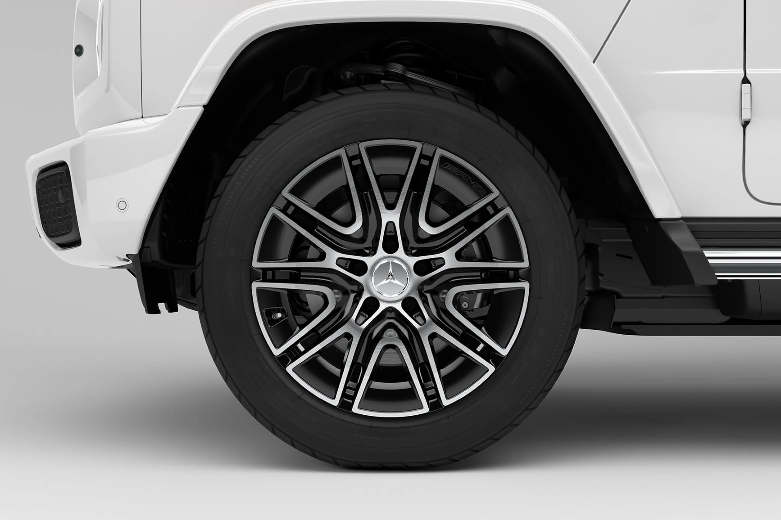 Mercedes-Benz G 580 with EQ Technology - Image 14