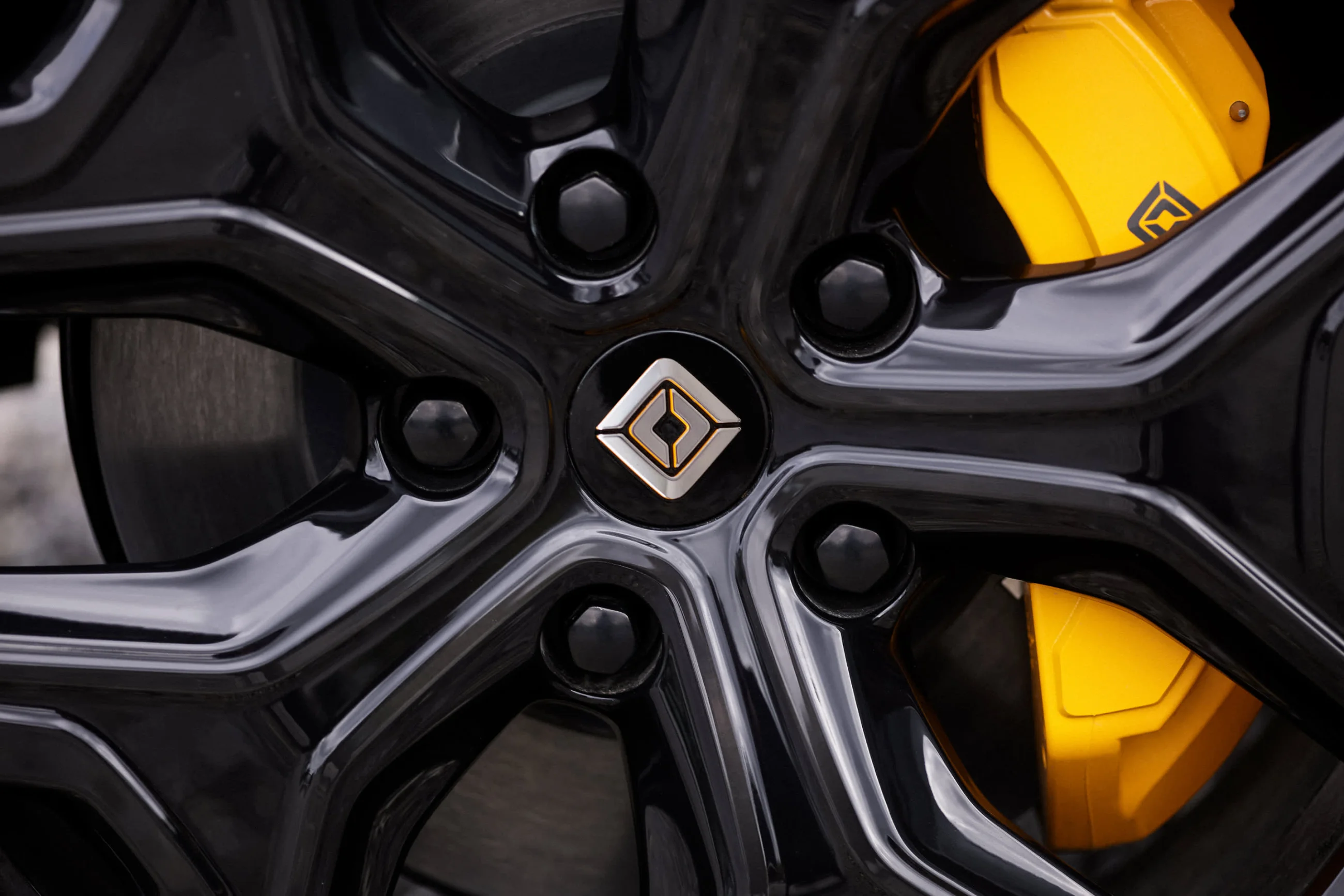 Rivian R1T - Image 23