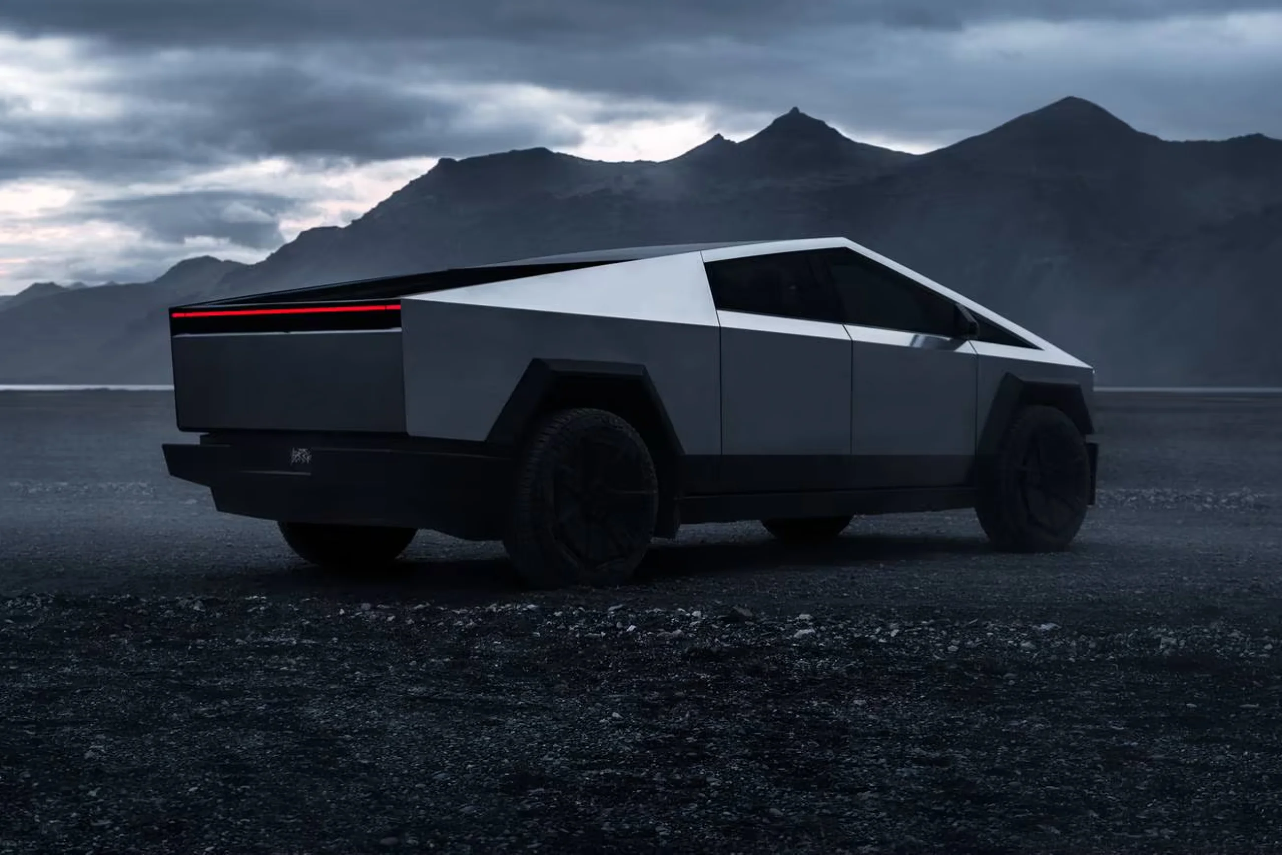 Tesla Cybertruck - Image 15