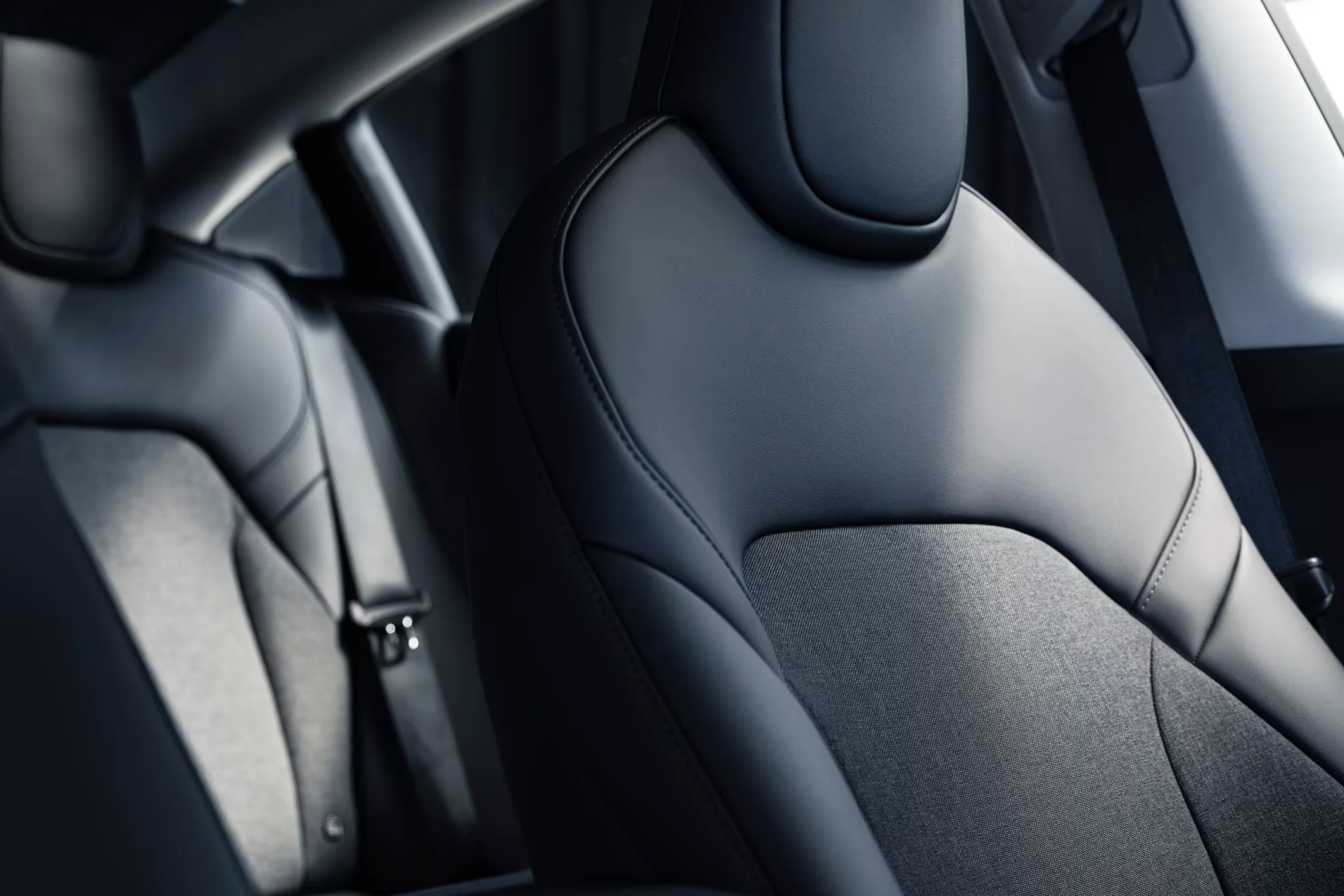 Tesla Model 3 - Image 19