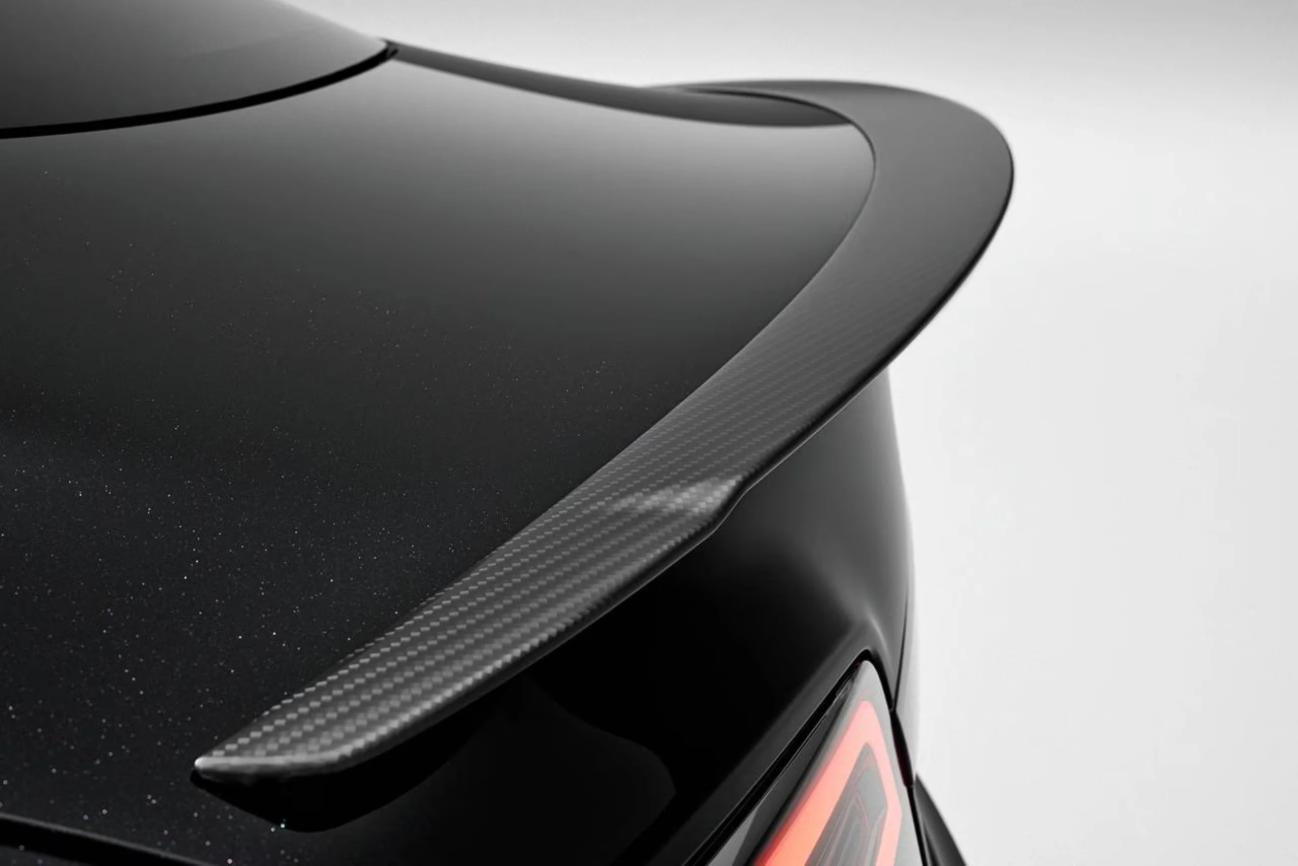 Tesla Model S - Image 13