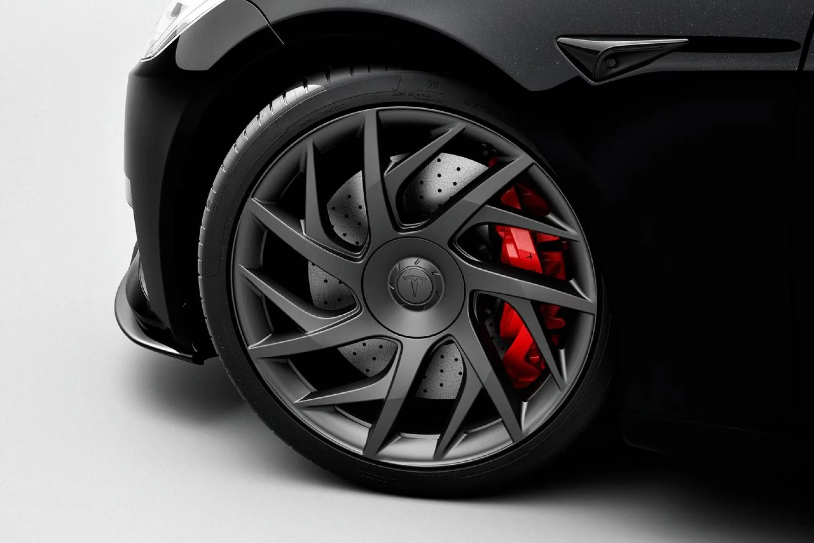 Tesla Model S - Image 15