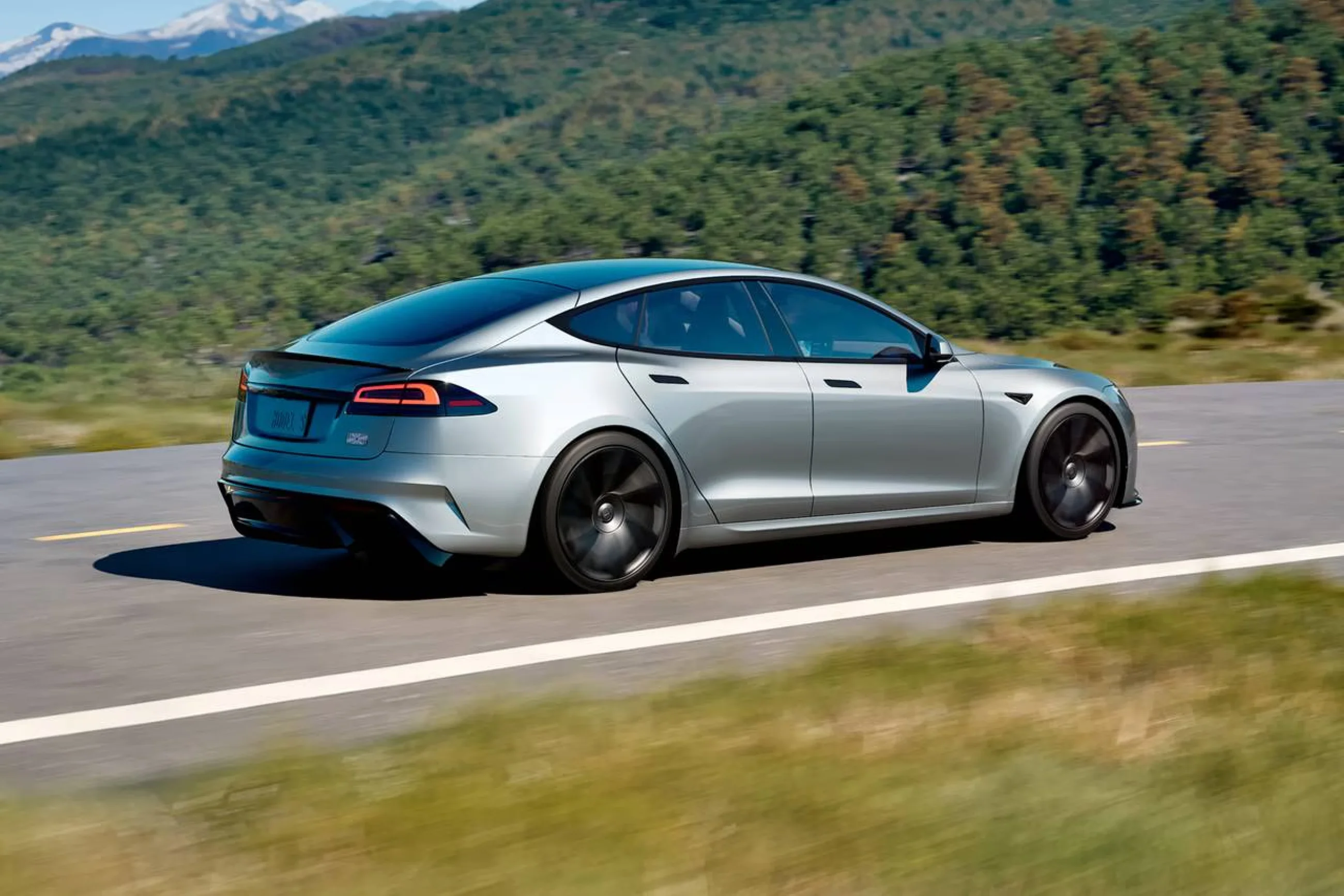 Tesla Model S - Image 18